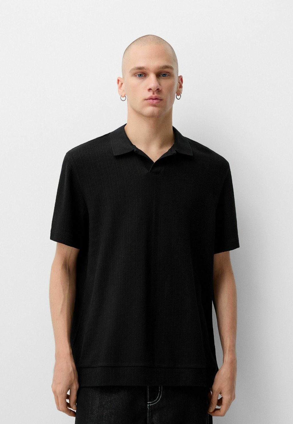 Рубашка поло Bershka, черный
Рубашка поло Bershka, черный