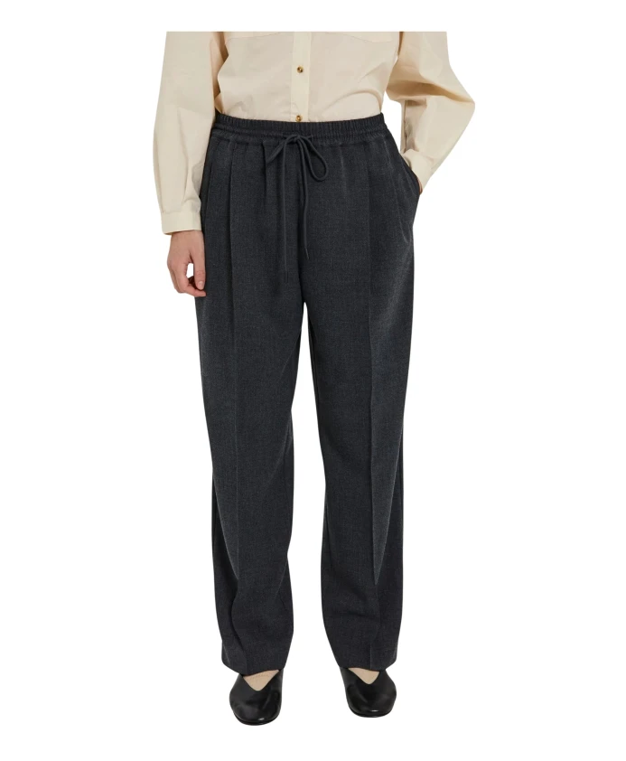 Повседневные брюки с кулиской и эластичным поясом. Norr, серый
Повседневные брюки с кулиской и эластичным поясом. Norr, серый