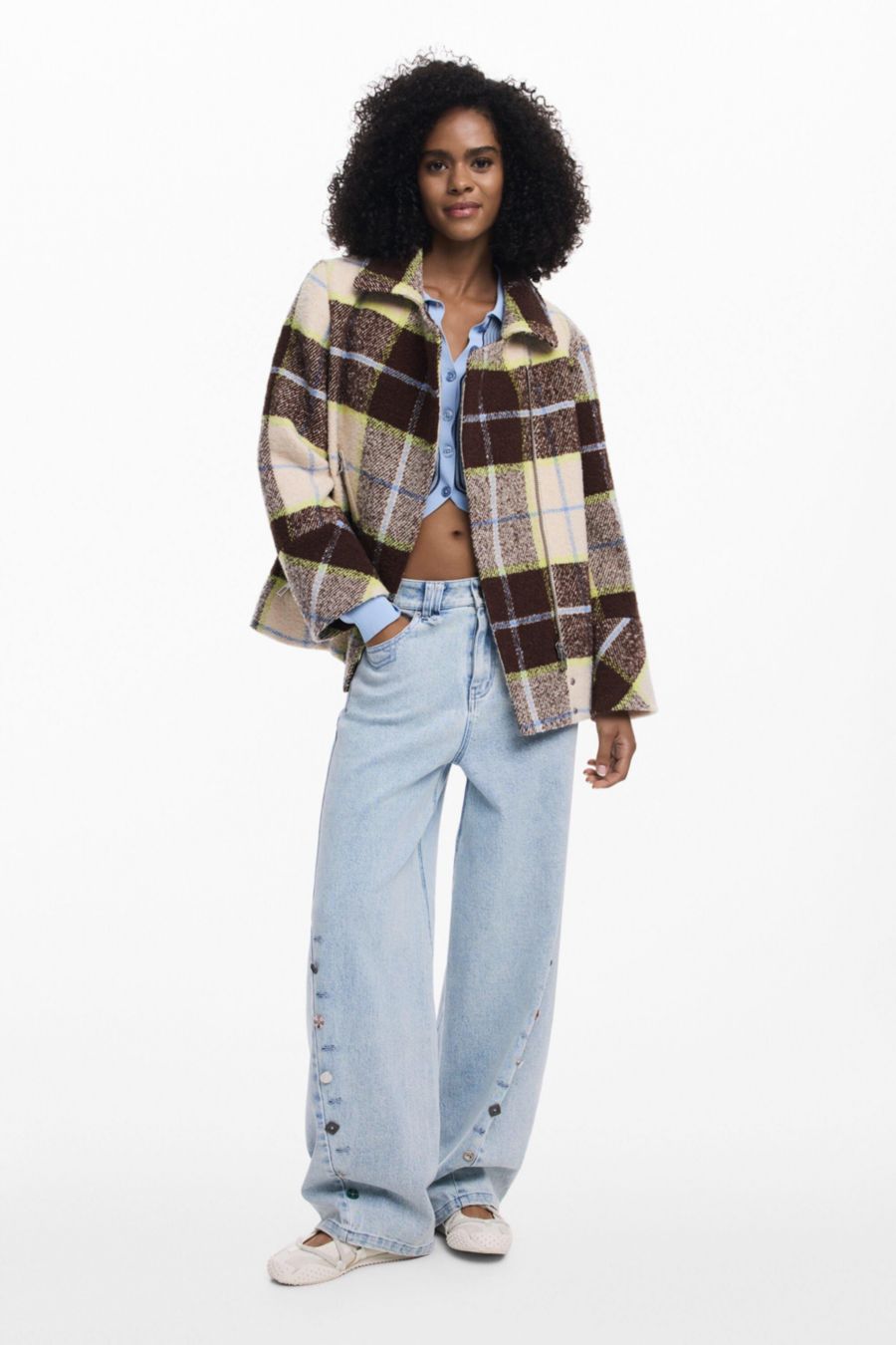 Женское клетчатое короткое двубортное пальто Desigual, Off white
Женское клетчатое короткое двубортное пальто Desigual, Off white