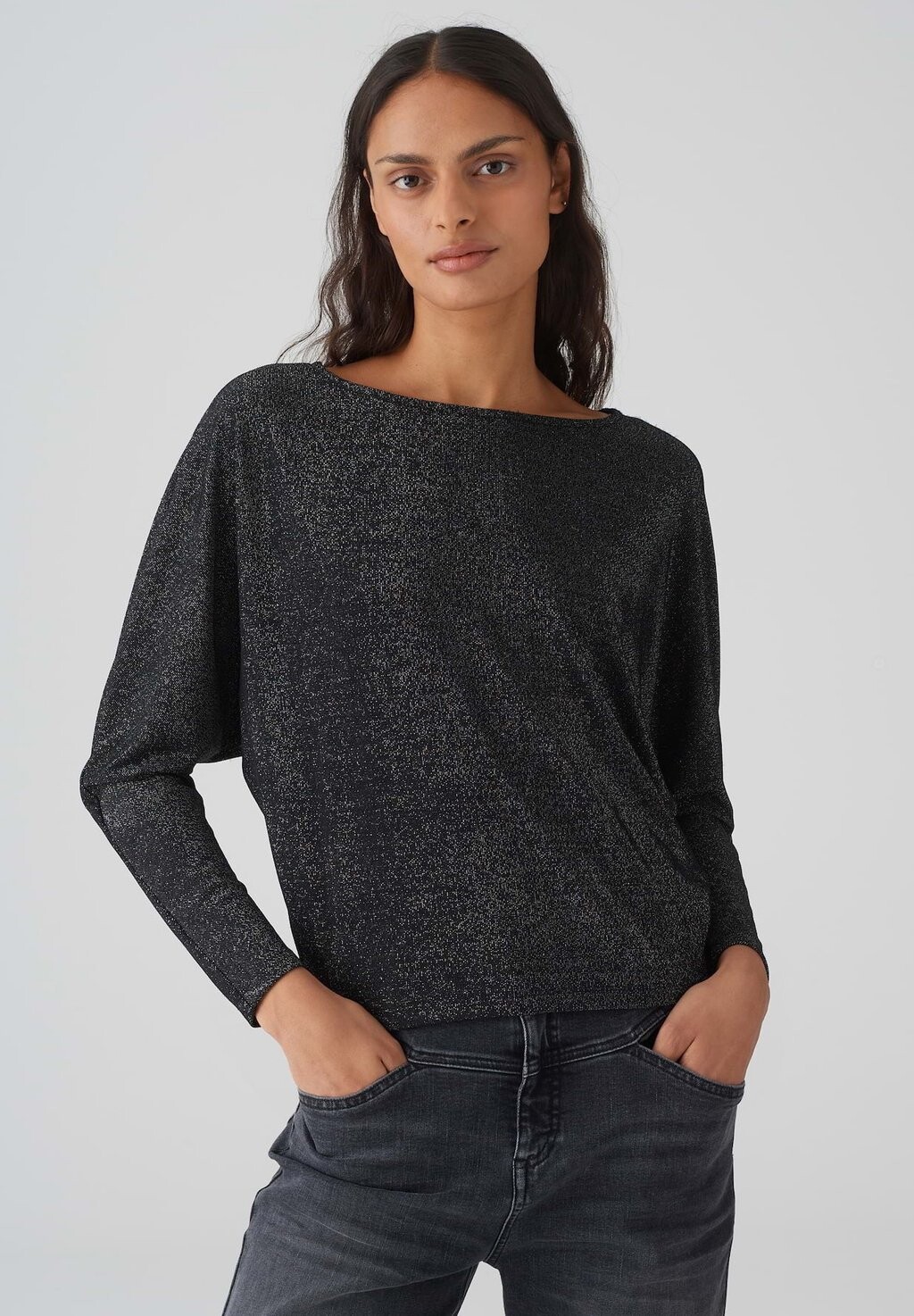 Топ с длинными рукавами SIGLAM Opus, черный
Топ с длинными рукавами SIGLAM Opus, черный