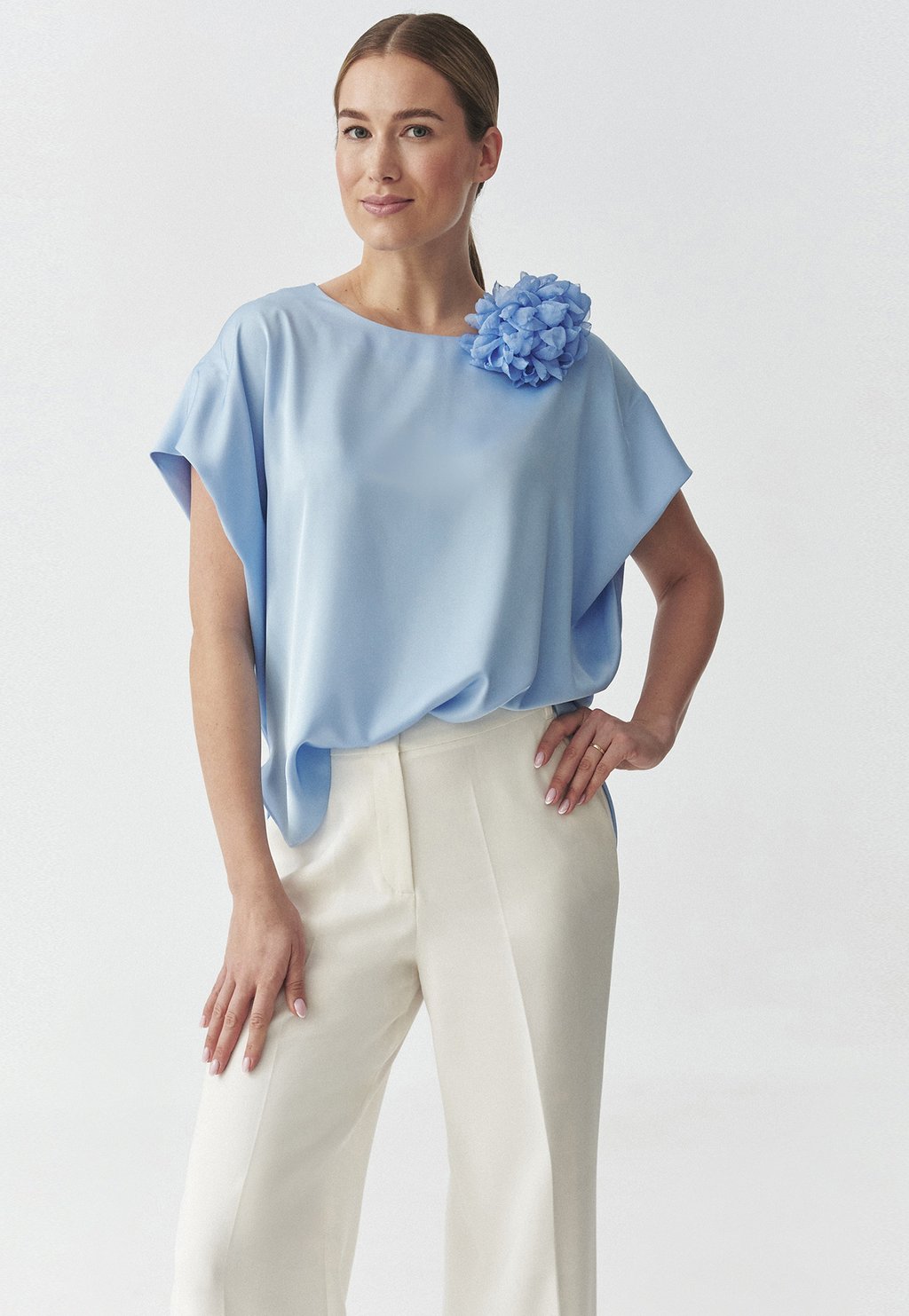 Блуза IRMINA TATUUM, светло-голубой
Блуза IRMINA TATUUM, светло-голубой