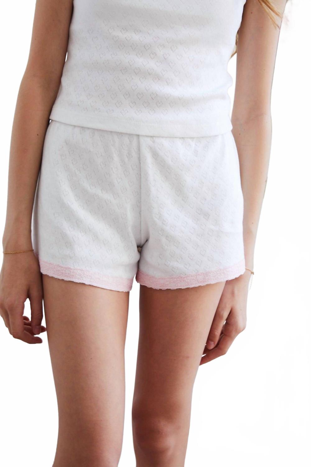 Белые шорты для подростков THEME
Белые шорты для подростков THEME