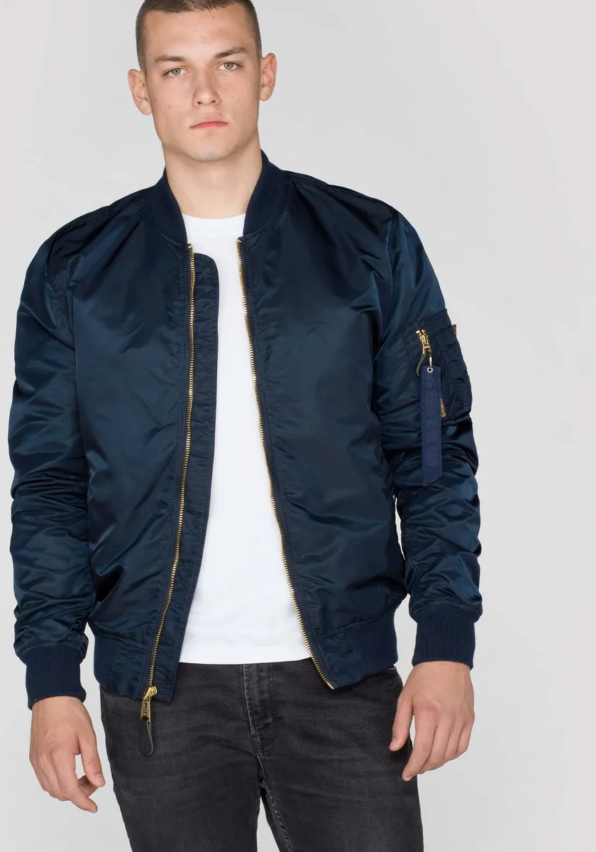 Куртка-бомбер Alpha Industries " Alpha Industries Мужчины - Куртки-бомберы MA-1 VF LW", синий
Куртка-бомбер Alpha Industries " Alpha Industries Мужчины - Куртки-бомберы MA-1 VF LW", синий