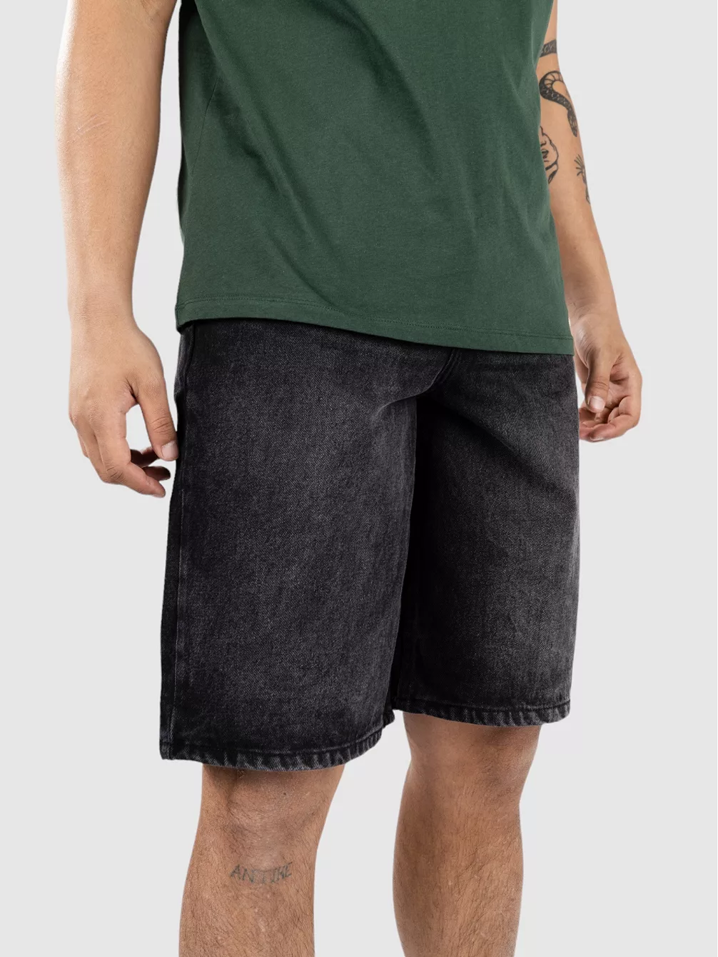 Джинсовые шорты 90-х годов Urban Classics, черный
Джинсовые шорты 90-х годов Urban Classics, черный