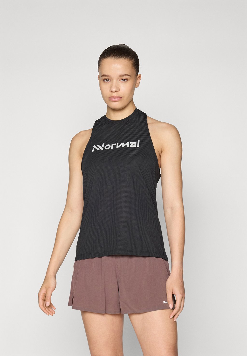 Топ RACE TANK NNormal, черный
Топ RACE TANK NNormal, черный