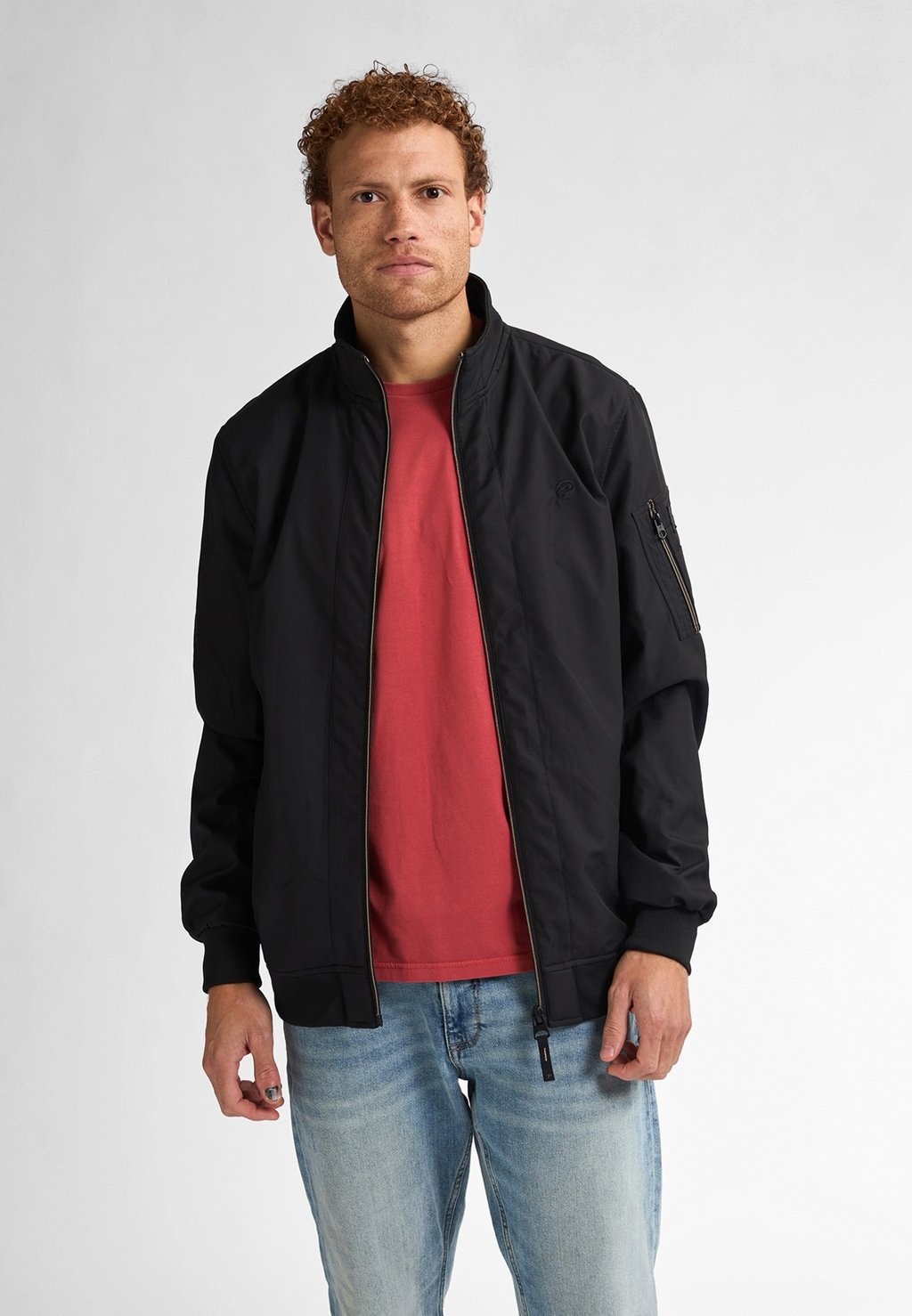 Легкая куртка TALLAHASSEE Petrol Industries, темно-черный
Легкая куртка TALLAHASSEE Petrol Industries, темно-черный