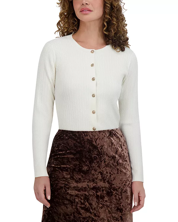 Маленький кардиган с косами Point, белый
Маленький кардиган с косами Point, белый