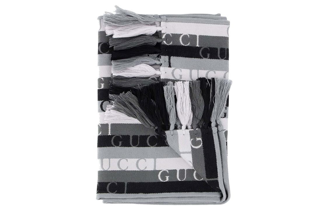 Шарф вязаный мужской Gucci, светло-серый
Шарф вязаный мужской Gucci, светло-серый
