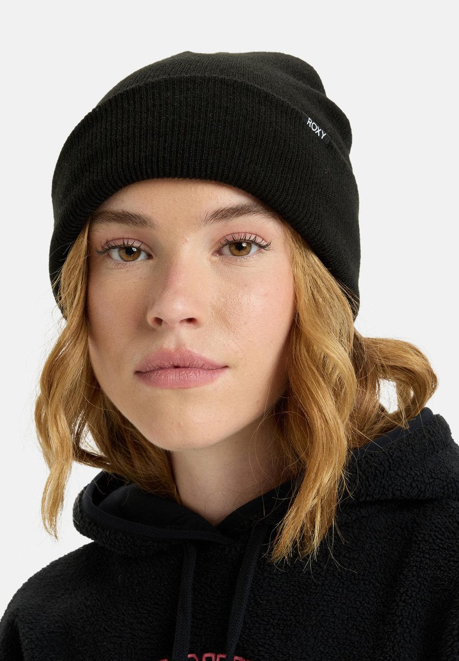 Шапка Roxy TROPICAL SNOW , Kvj/Black
Шапка Roxy TROPICAL SNOW , Kvj/Black