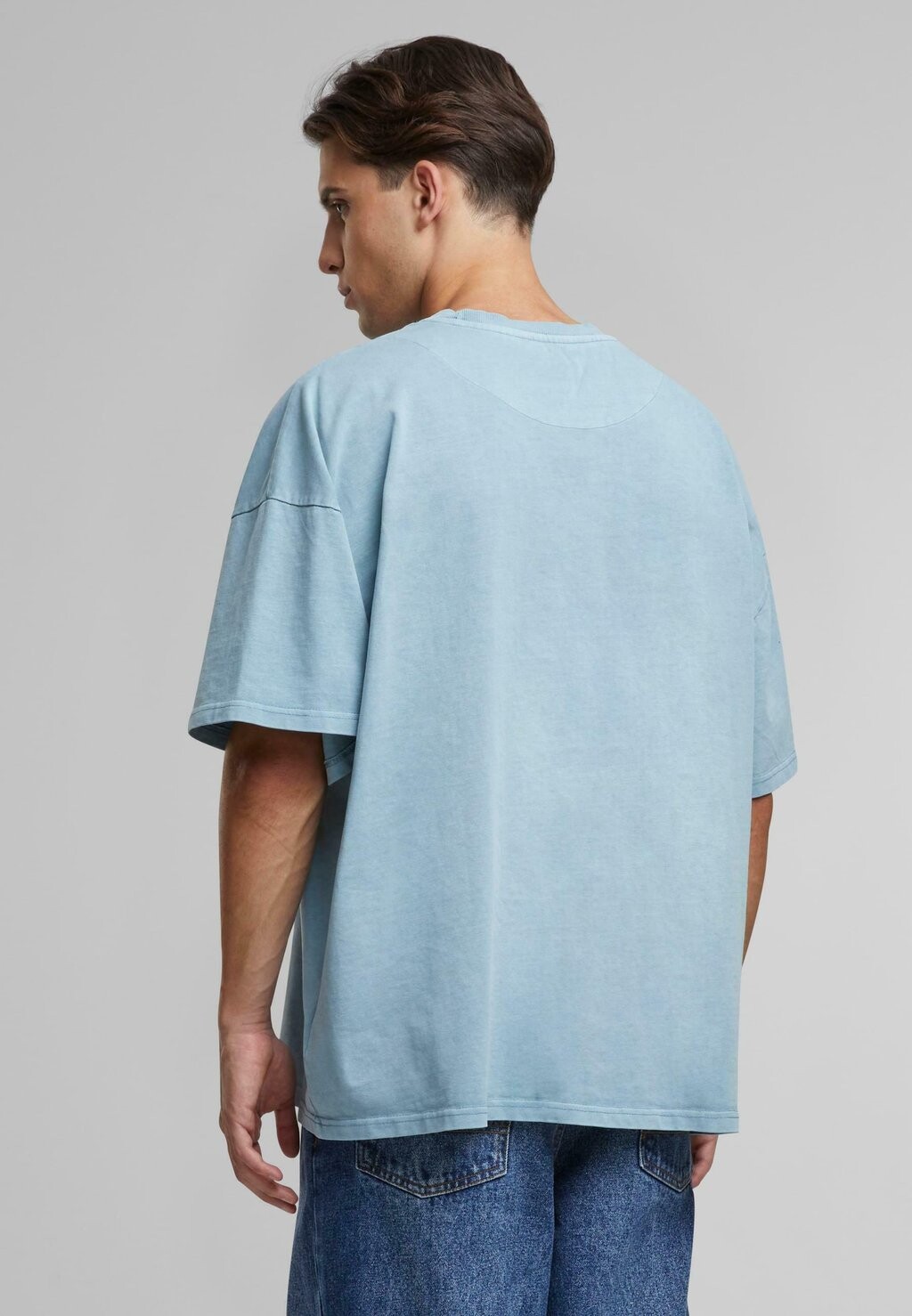 Футболка с принтом AUTOGRAPH HEAVY BOXY Karl Kani, светло-голубой 
Футболка с принтом AUTOGRAPH HEAVY BOXY Karl Kani, светло-голубой