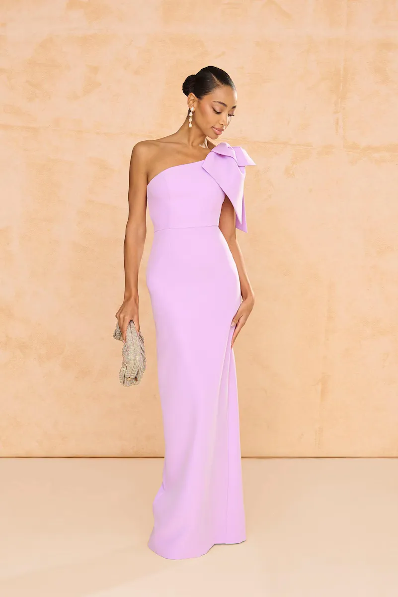 Платье с разрезом сзади и деталью в виде банта на плече MIPHAI, сиреневый
Платье с разрезом сзади и деталью в виде банта на плече MIPHAI, сиреневый