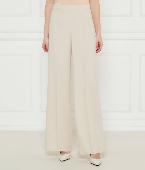 Брюки женские Max&Co. клеш от бедра, бежевый
Брюки женские Max&Co. клеш от бедра, бежевый