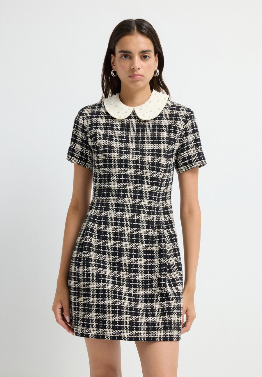 Платье adL Jumper dress, Plaid Black/Black
Платье adL Jumper dress, Plaid Black/Black