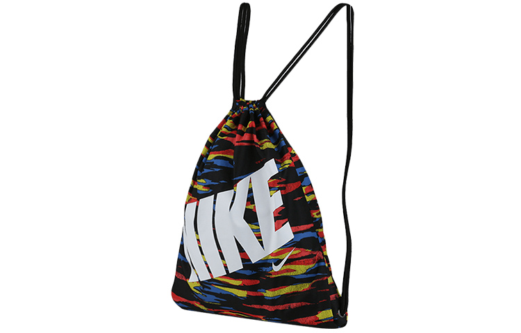 Nike Рюкзак Regular Unisex Black Print из полиэстера
Nike Рюкзак Regular Unisex Black Print из полиэстера