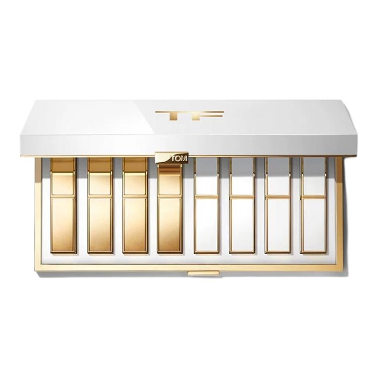 TOM FORD Набор макияжа TF Shimmering Holiday Luxury Red Box из 8 предметов с легкой растушевкой
TOM FORD Набор макияжа TF Shimmering Holiday Luxury Red Box из 8 предметов с легкой растушевкой