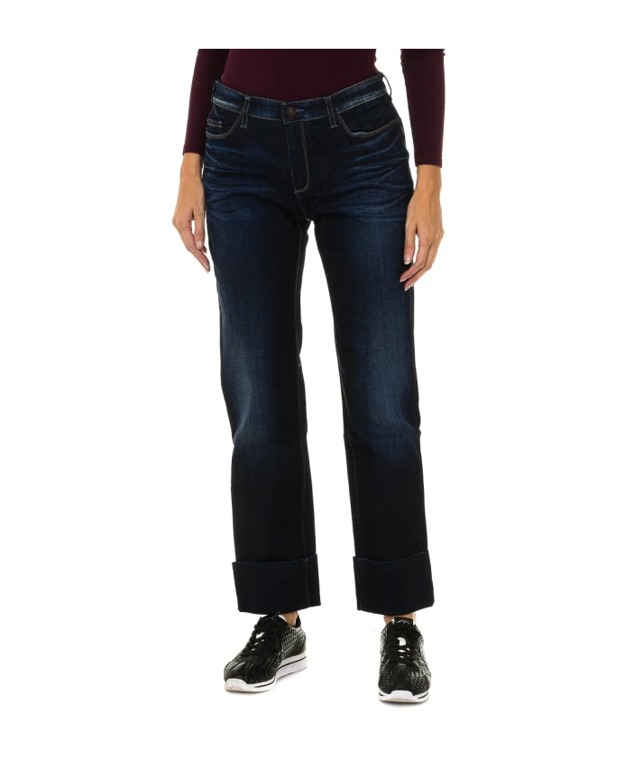 Джинсовые длинные брюки с эффектом потертости. Armani Jeans, синий
Джинсовые длинные брюки с эффектом потертости. Armani Jeans, синий