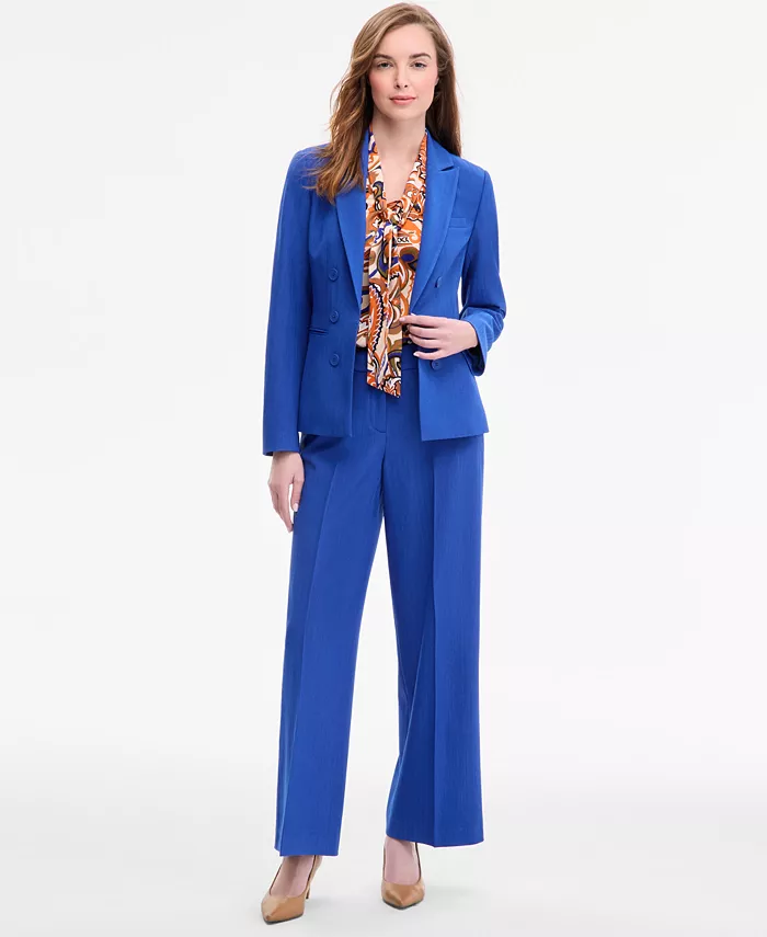 Женский блейзер на застежке, брюки свободного кроя, блузка с завязкой на горловине и брюки свободного кроя Tahari ASL, коричневый/бежевый
Женский блейзер на застежке, брюки свободного кроя, блузка с завязкой на горловине и брюки свободного кроя Tahari ASL, коричневый/бежевый