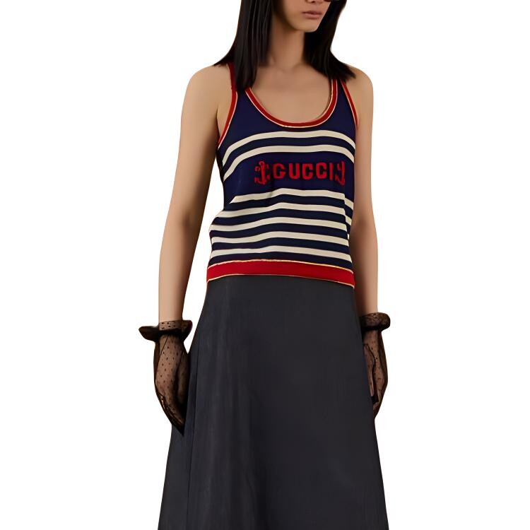 Камзол женский Gucci, темно-синий
Камзол женский Gucci, темно-синий