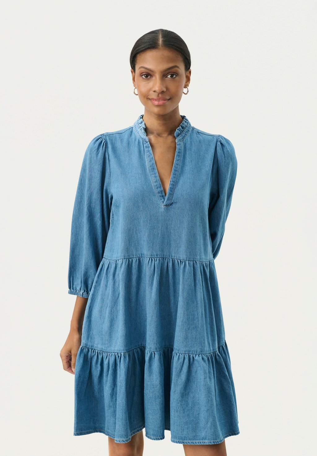 Джинсовое платье Part Two, цвет Medium Blue Denim
Джинсовое платье Part Two, цвет Medium Blue Denim