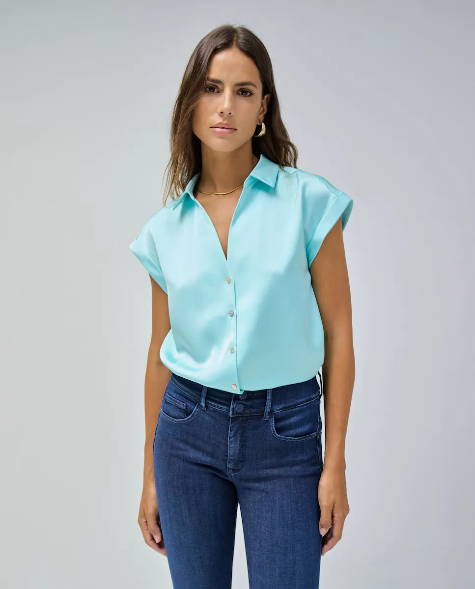 Однотонная атласная женская рубашка Salsa Jeans, светло-голубой
Однотонная атласная женская рубашка Salsa Jeans, светло-голубой