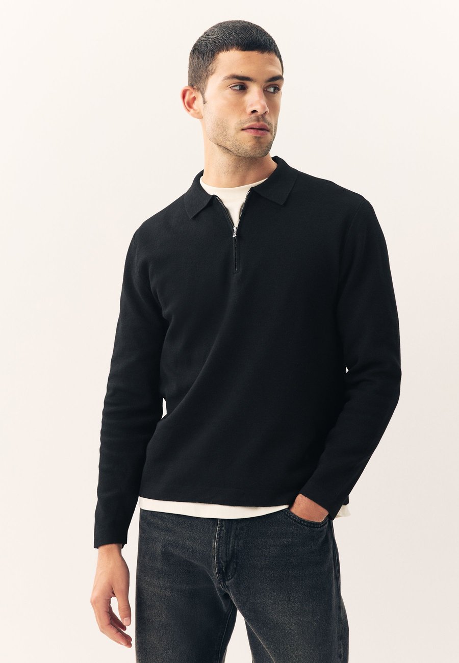 Топ Next REGULAR FIT PREMIUM QUARTER ZIP LONG SLEEVE , Black
Топ Next REGULAR FIT PREMIUM QUARTER ZIP LONG SLEEVE , Black