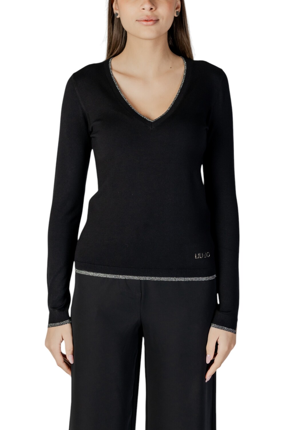 Лонгслив женский Liu Jo с V-образным вырезом, черный
Лонгслив женский Liu Jo с V-образным вырезом, черный