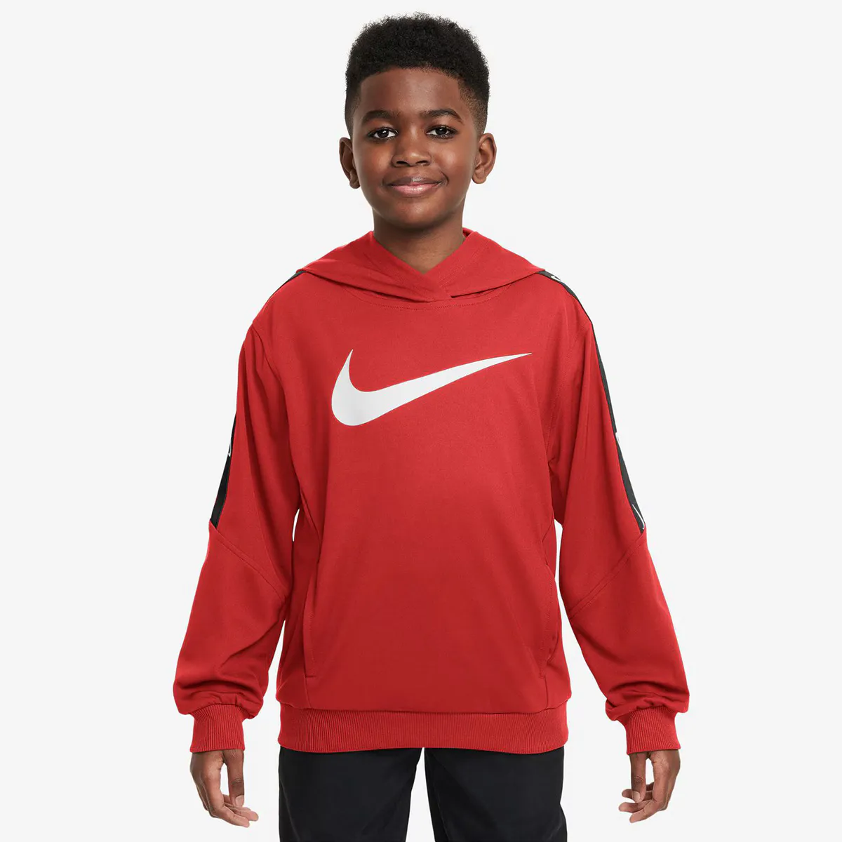 Детская толстовка Nike Sportswear Club+, красный 
Детская толстовка Nike Sportswear Club+, красный