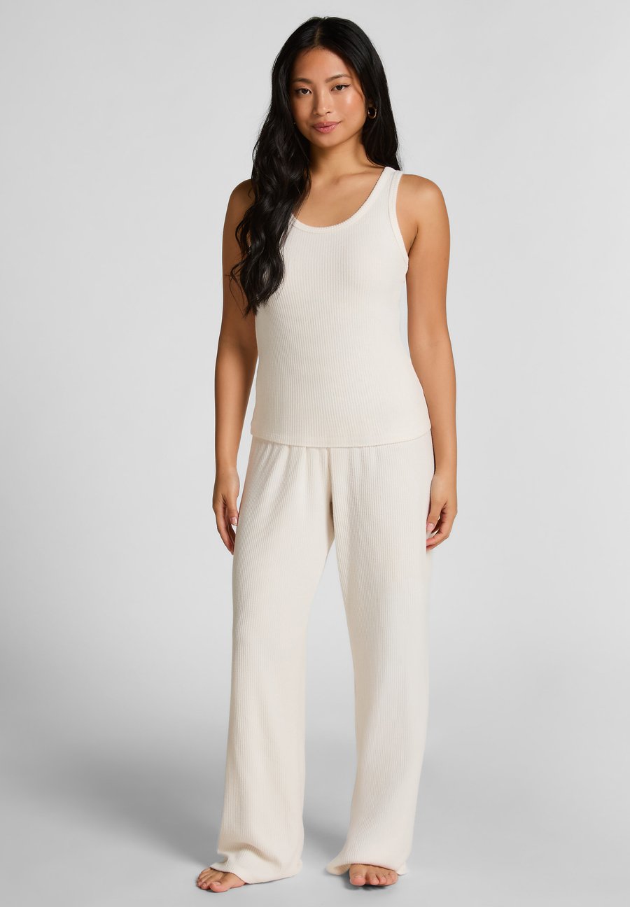 Пижамный топ Hunkemöller Pyjama top, White
Пижамный топ Hunkemöller Pyjama top, White