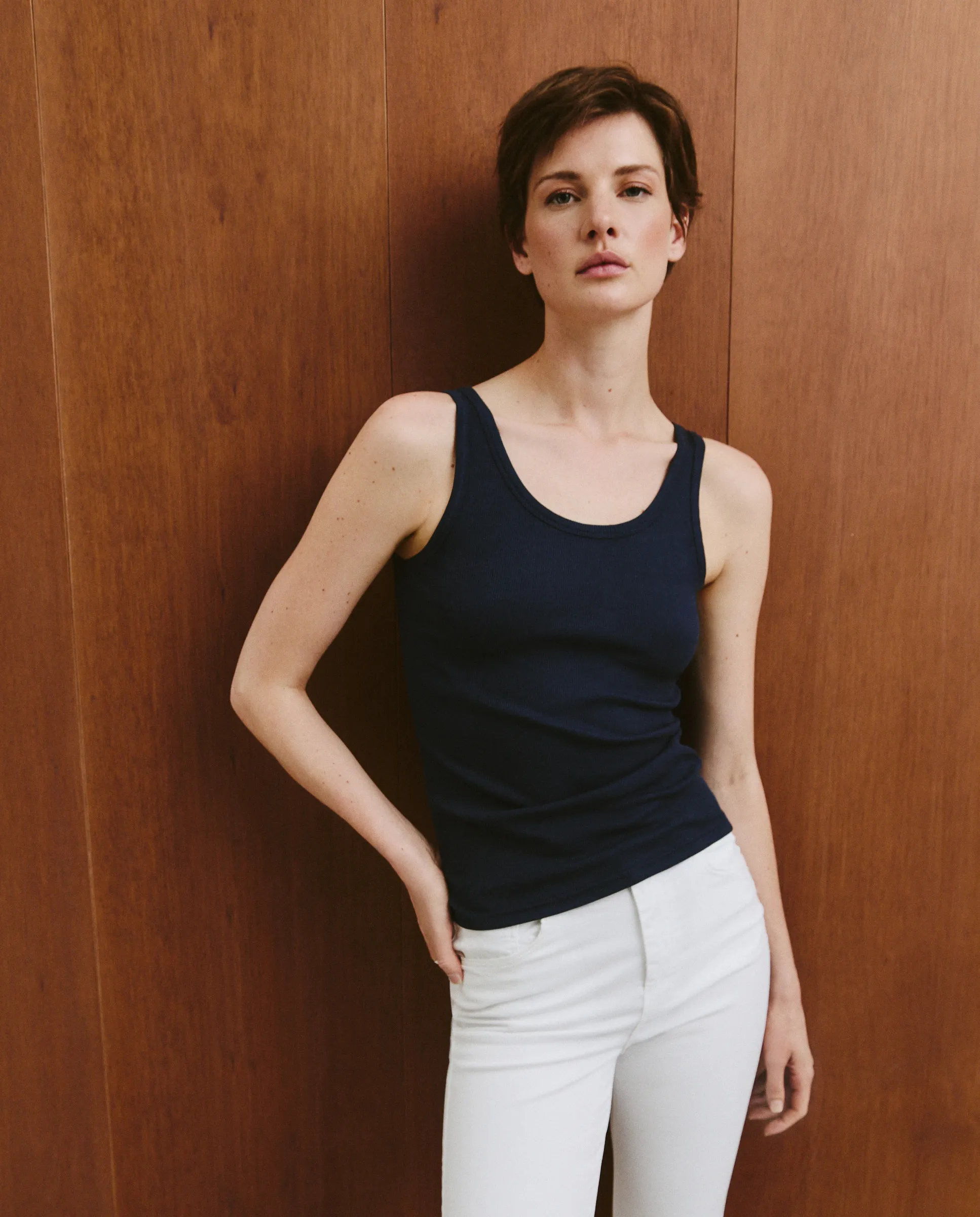 Женская однотонная майка без рукавов Southern Cotton, темно-синий
Женская однотонная майка без рукавов Southern Cotton, темно-синий