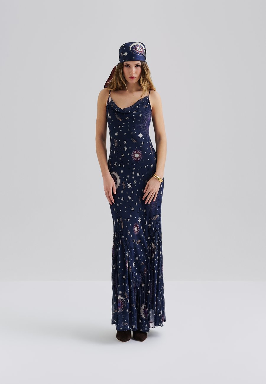 Платье Malina AMAIA MAXI DRESS, Dark Blue
Платье Malina AMAIA MAXI DRESS, Dark Blue