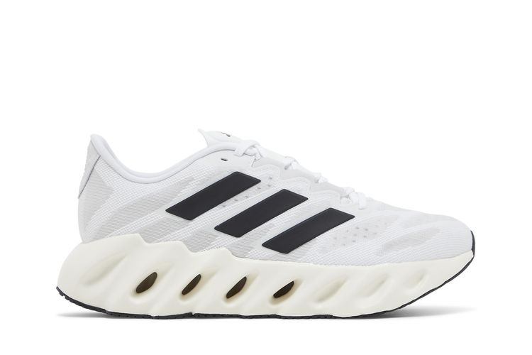 Кроссовки Switch FWD 'White Black', белый
Кроссовки Switch FWD 'White Black', белый