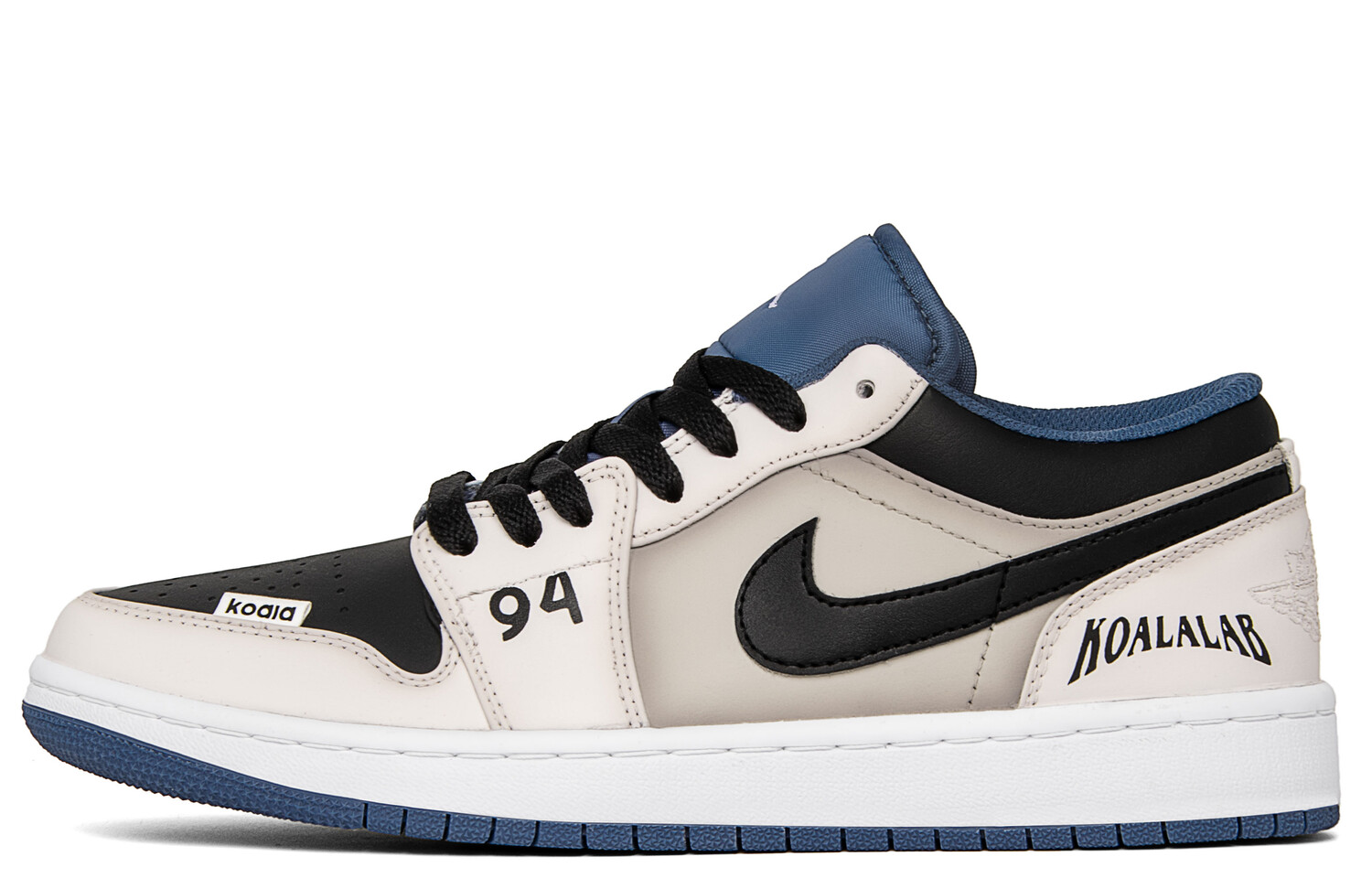 Кроссовки Jordan Air 1 Vintage Low-Top, белый/черный/синий
Кроссовки Jordan Air 1 Vintage Low-Top, белый/черный/синий