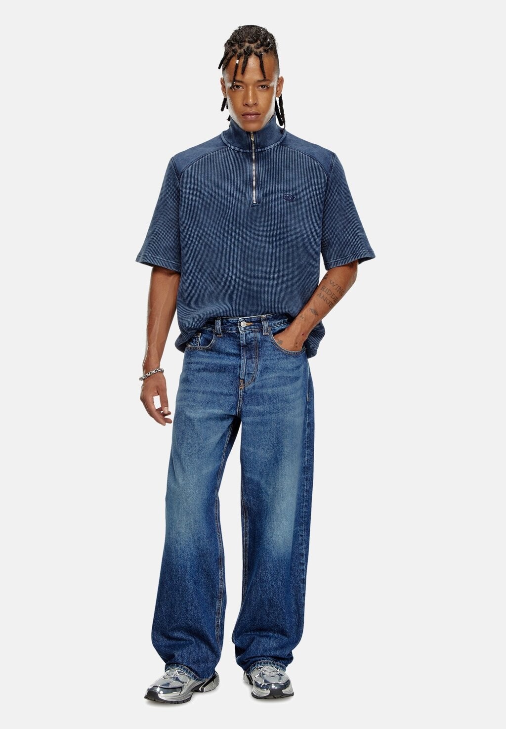 Джинсы свободного кроя MACRO Diesel, синий
Джинсы свободного кроя MACRO Diesel, синий