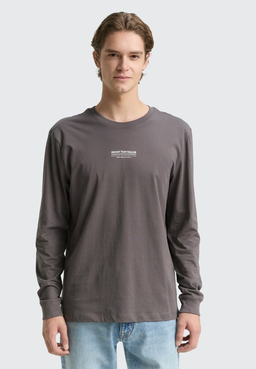 Топ TOM TAILOR DENIM Long sleeved top, Classic Mid Grey/Grey
Топ TOM TAILOR DENIM Long sleeved top, Classic Mid Grey/Grey