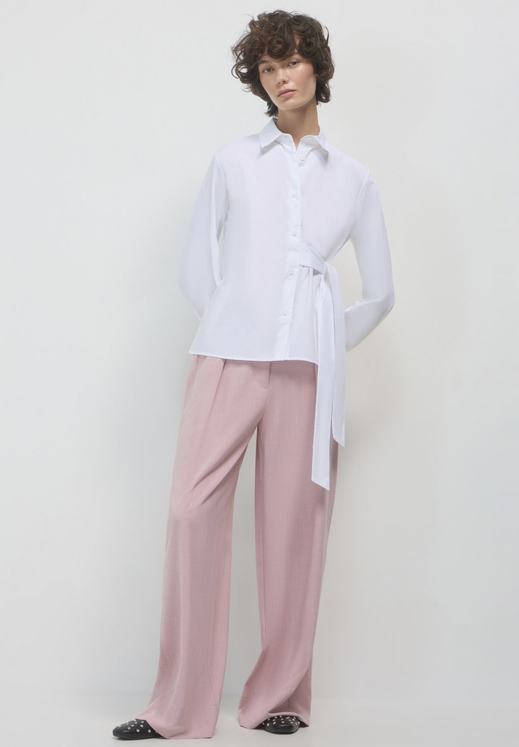 Блузка на пуговицах FIOCCO IN VITA Calliope, молочный
Блузка на пуговицах FIOCCO IN VITA Calliope, молочный