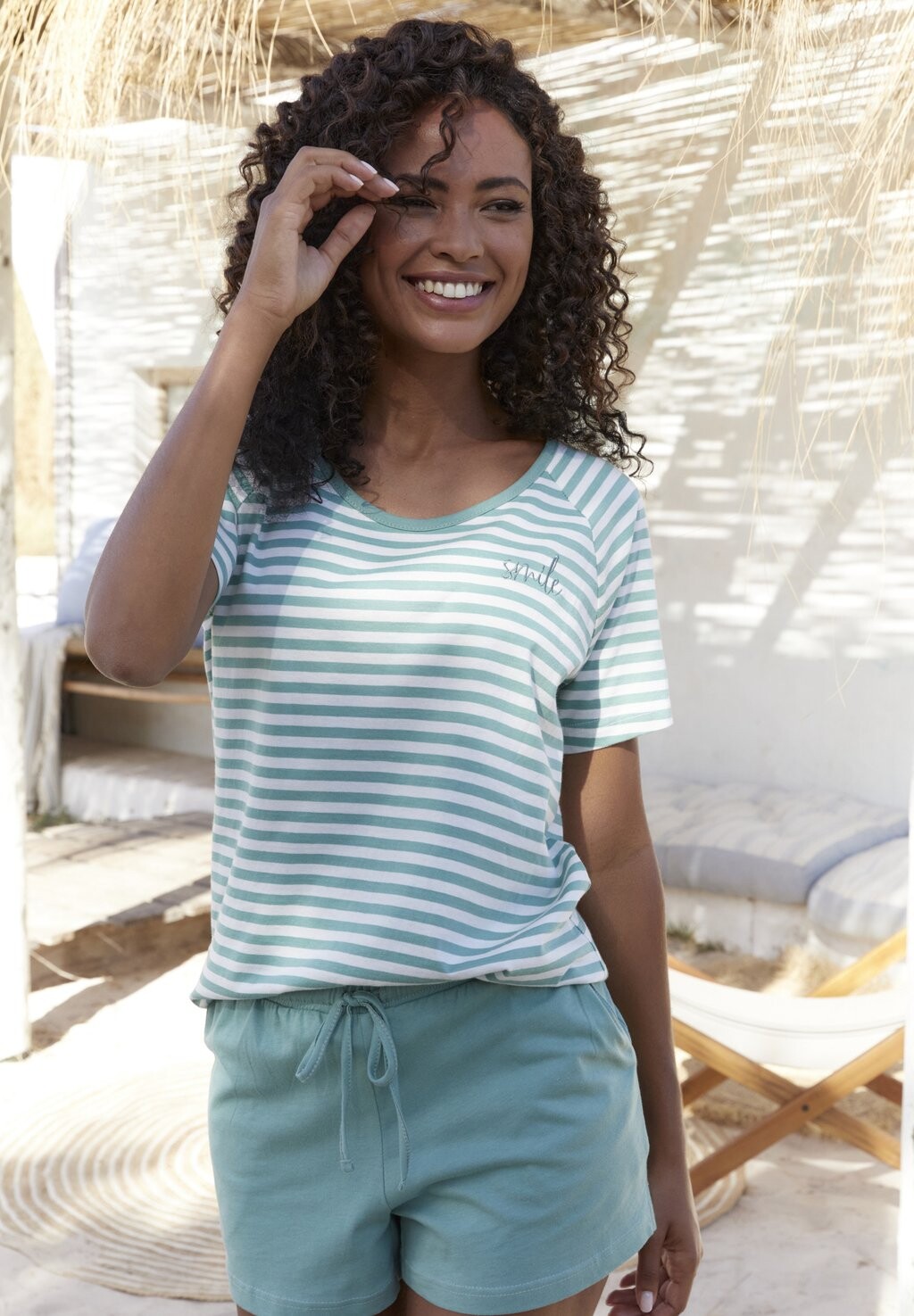 Комплект одежды для сна SET LASCANA, цвет grün
Комплект одежды для сна SET LASCANA, цвет grün