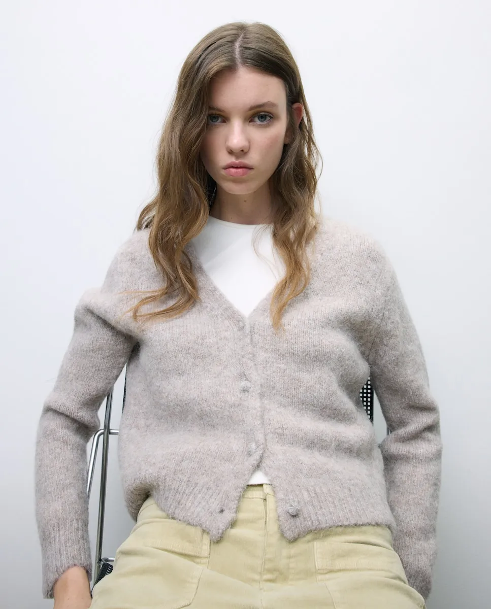 Женская куртка с V-образным вырезом Tintoretto, экрю
Женская куртка с V-образным вырезом Tintoretto, экрю