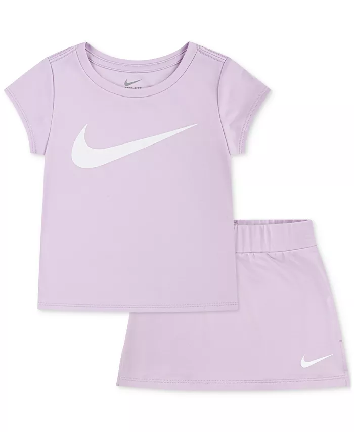 Детский комплект для девочки: футболка с коротким рукавом и юбка-шорты, 2 предмета Nike, фиолетовый
Детский комплект для девочки: футболка с коротким рукавом и юбка-шорты, 2 предмета Nike, фиолетовый