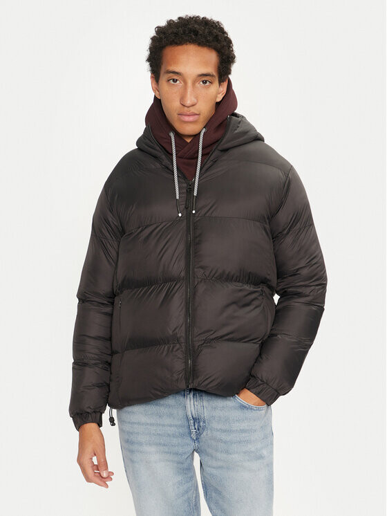 Пуховик стандартного кроя Brave Soul, черный
Пуховик стандартного кроя Brave Soul, черный