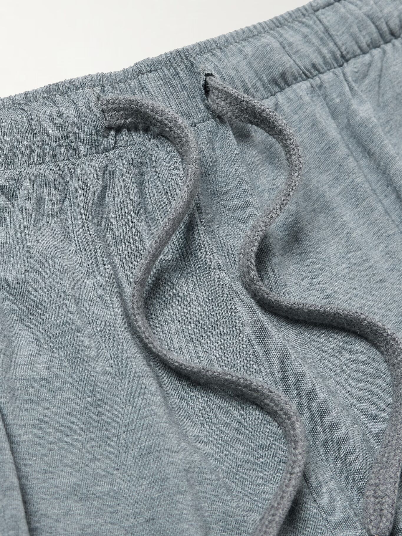 Пижамные шорты из трикотажной ткани Basel Stretch-Micro Modal DEREK ROSE, серый
Пижамные шорты из трикотажной ткани Basel Stretch-Micro Modal DEREK ROSE, серый