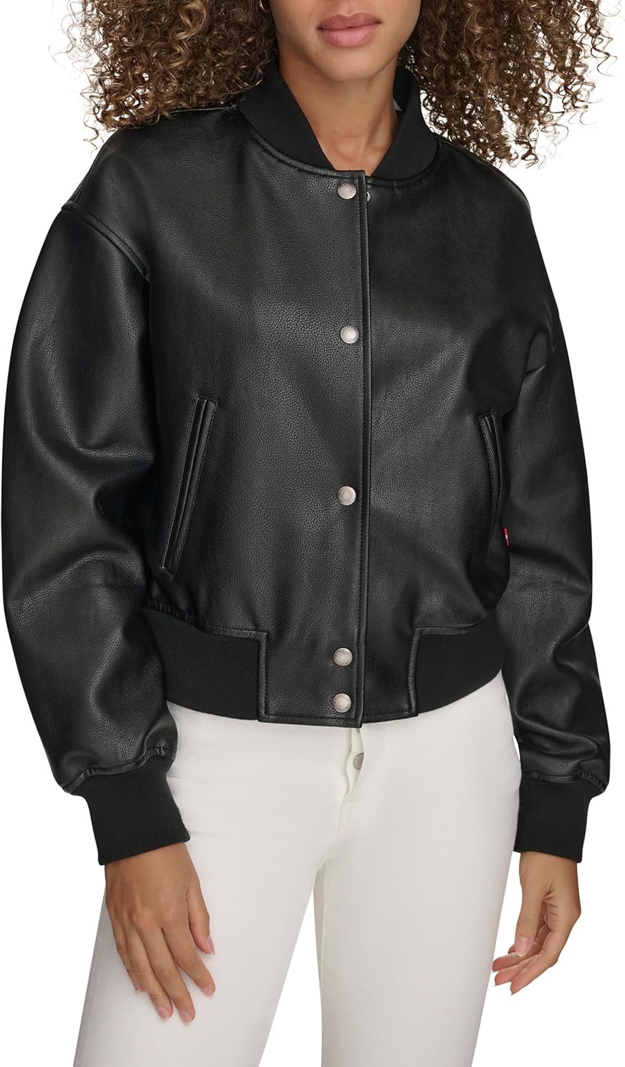 Женская куртка-бомбер Levi's из экокожи, черный
Женская куртка-бомбер Levi's из экокожи, черный