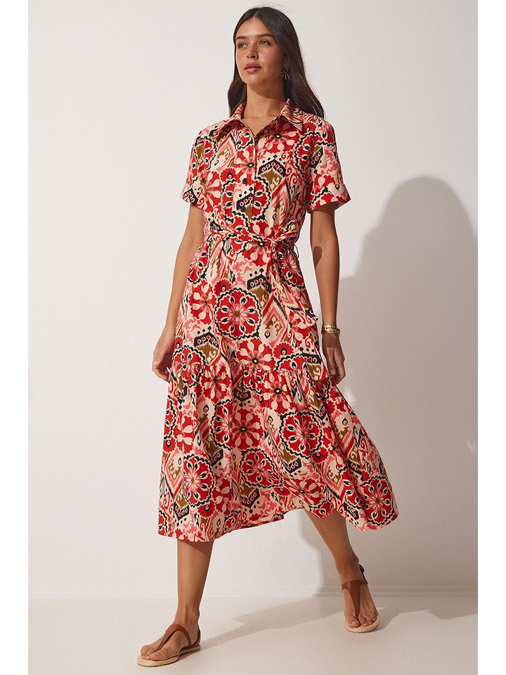 Платье до колена Happiness Istanbul
Платье до колена Happiness Istanbul