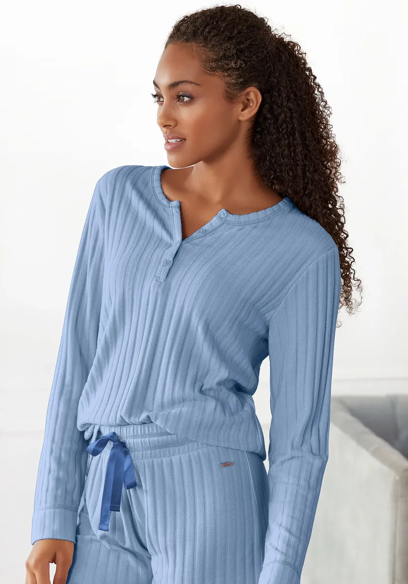 Рубашка S.Oliver с длинными рукавами, голубой
Рубашка S.Oliver с длинными рукавами, голубой