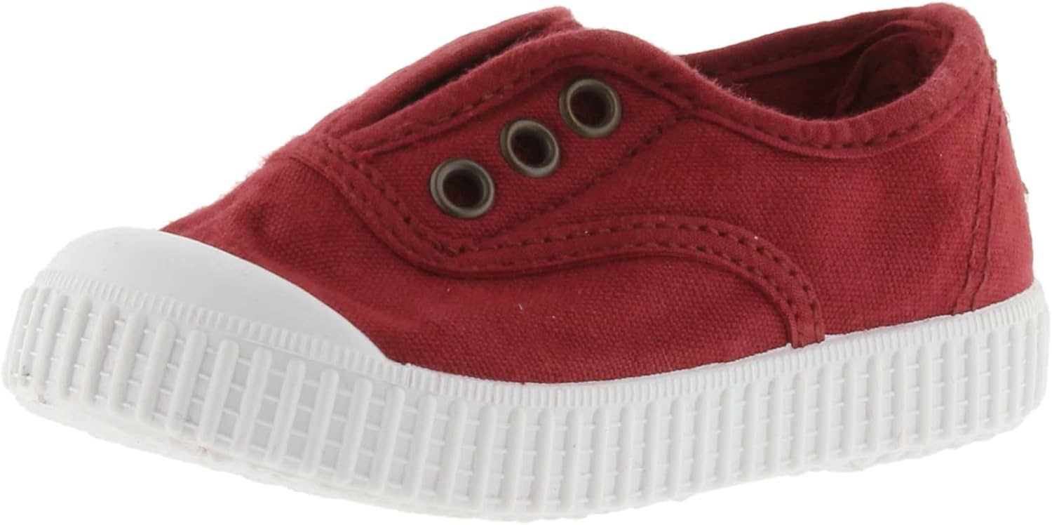 Женские кеды Victoria английского бренда с тонированным носком из канвы и шнуровкой, красный
Женские кеды Victoria английского бренда с тонированным носком из канвы и шнуровкой, красный