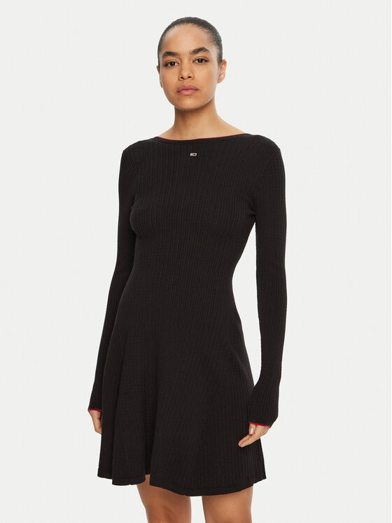 Облегающее трикотажное платье DW0DW19469 Tommy Jeans, черный
Облегающее трикотажное платье DW0DW19469 Tommy Jeans, черный