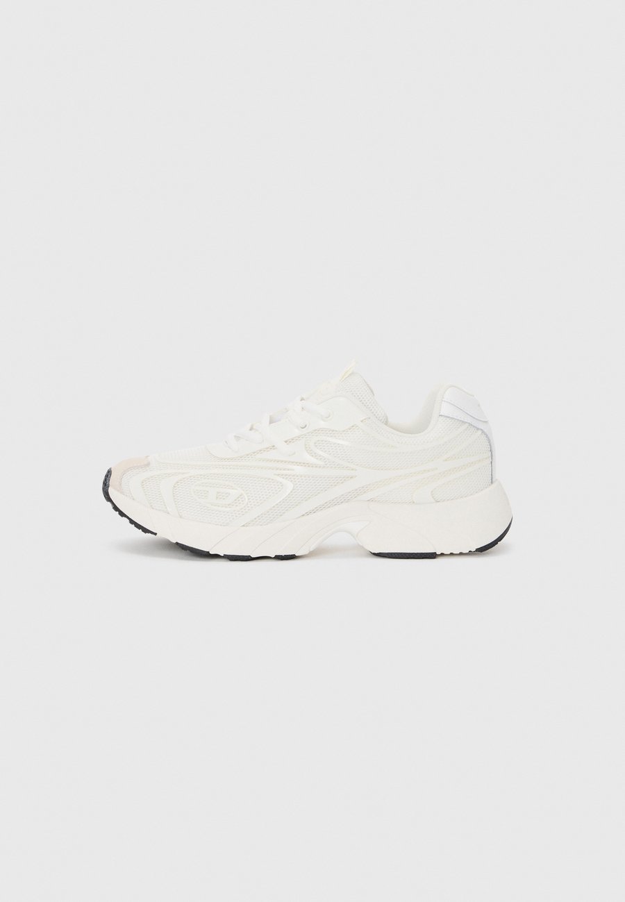 Кроссовки Diesel Trainers, White
Кроссовки Diesel Trainers, White