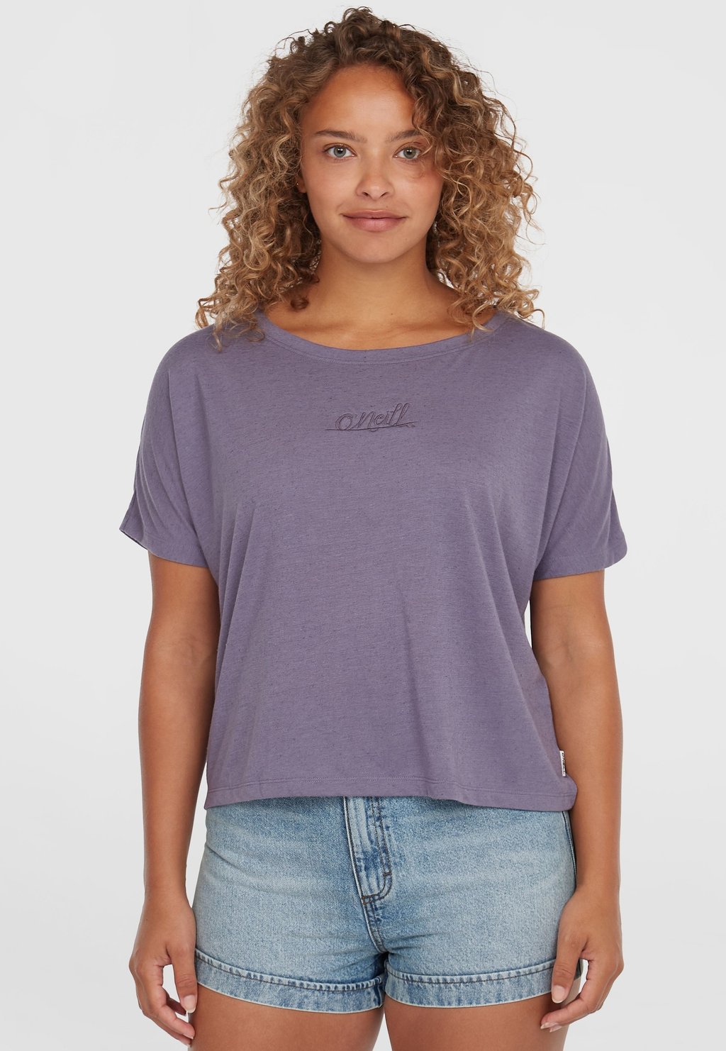 Базовая футболка ESSENTIALS SCRIPT DRAPE O'Neill, сиреневый
Базовая футболка ESSENTIALS SCRIPT DRAPE O'Neill, сиреневый