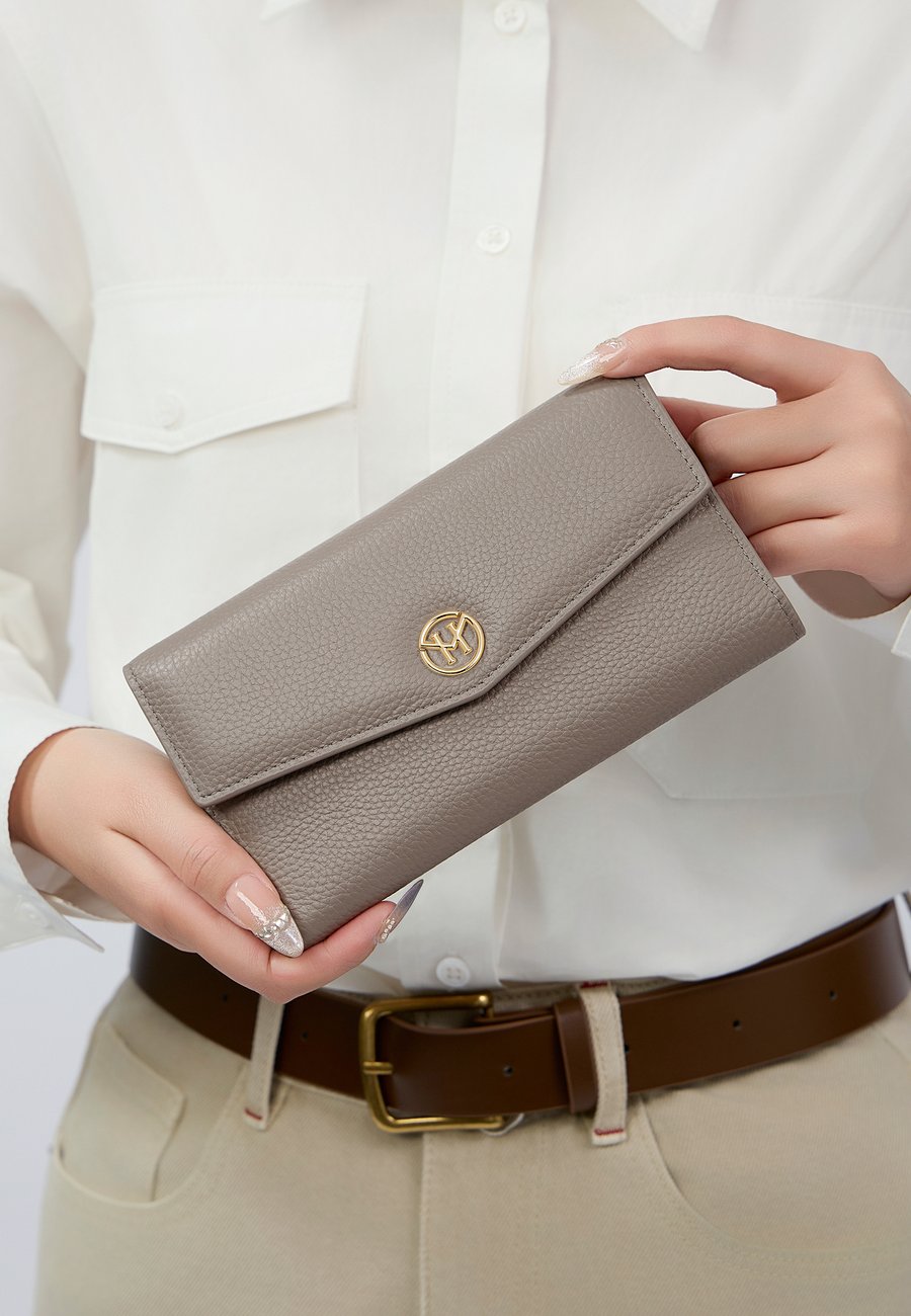 Кошелек Victoria Hyde MONA, Grau/Grey
Кошелек Victoria Hyde MONA, Grau/Grey