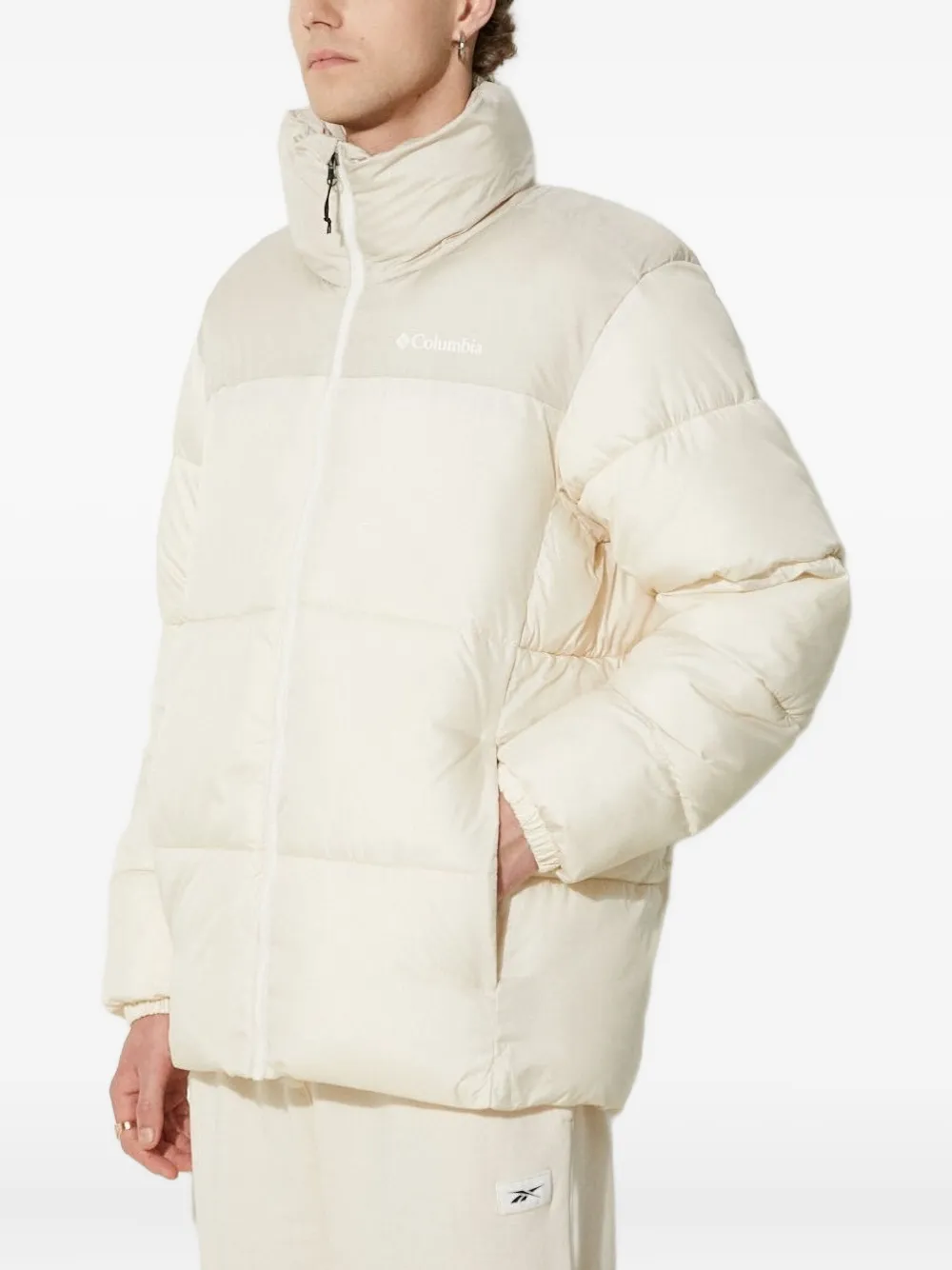 Стеганая куртка с высоким воротом Columbia, нейтральный
Стеганая куртка с высоким воротом Columbia, нейтральный