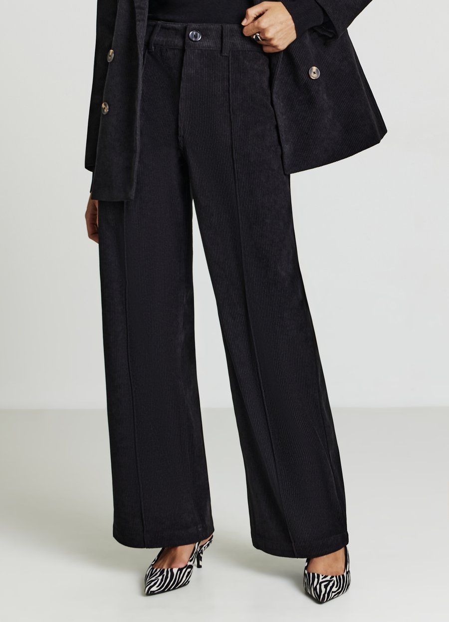 Брюки Calliope LUNGO TINTA UNITA, Ultrablack/Black
Брюки Calliope LUNGO TINTA UNITA, Ultrablack/Black